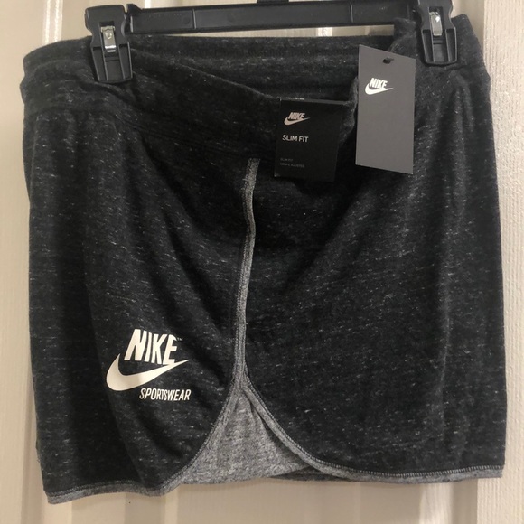 womens nike cotton shorts with pockets